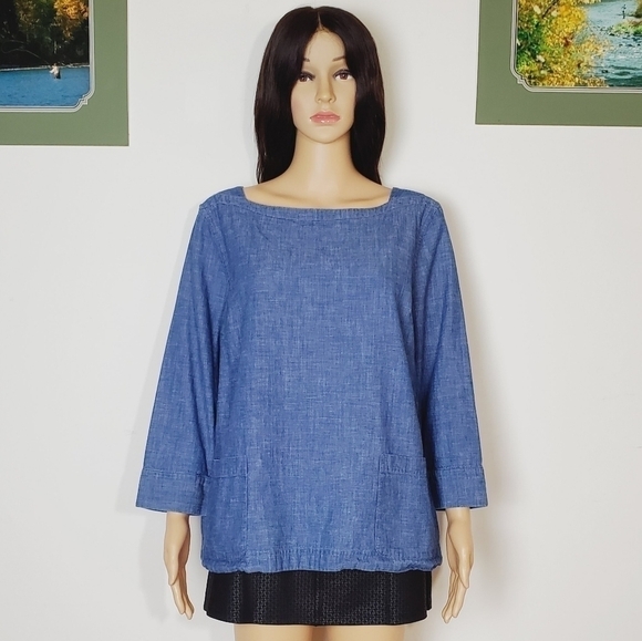 Vineyard Vines chambray denim top - Picture 1 of 10